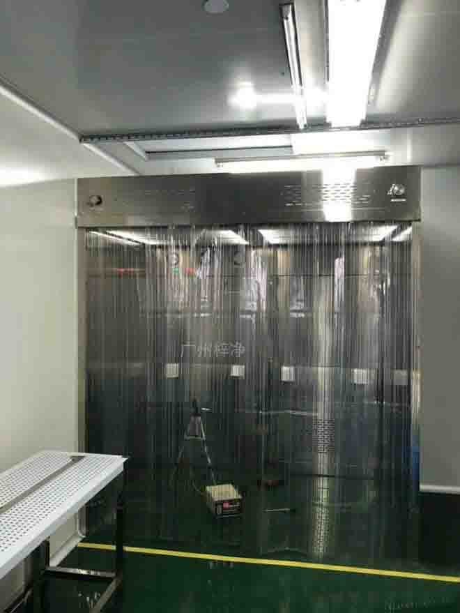 負壓稱量罩結構圖由初效、中效、高效、風機等部件組成