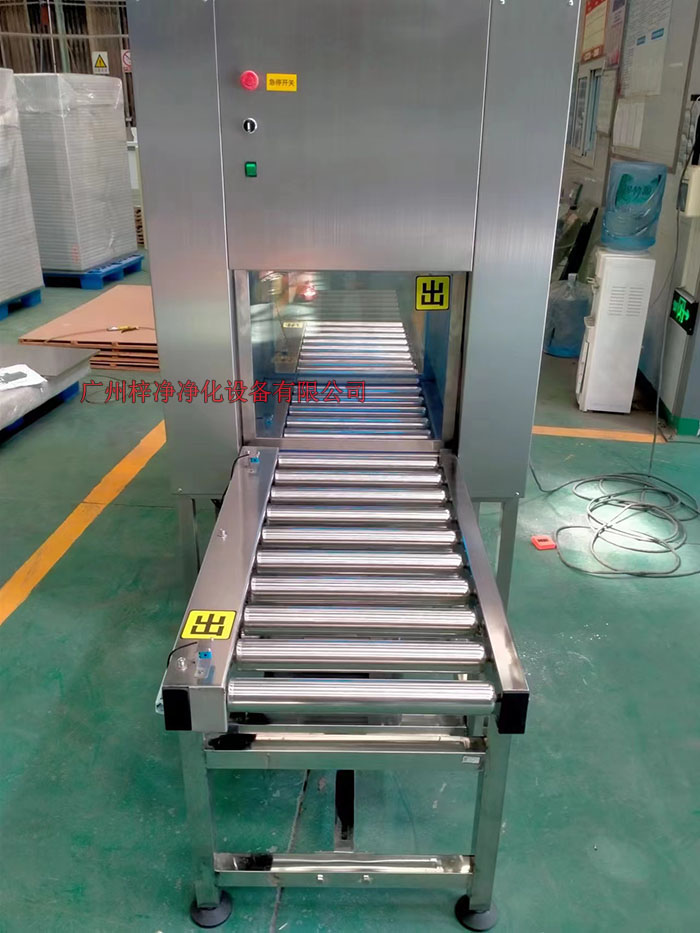 輸送線傳遞窗可按用戶大小尺寸及要求設計定作。 輸送線傳遞窗可按用戶大小尺寸及要求設計定作。